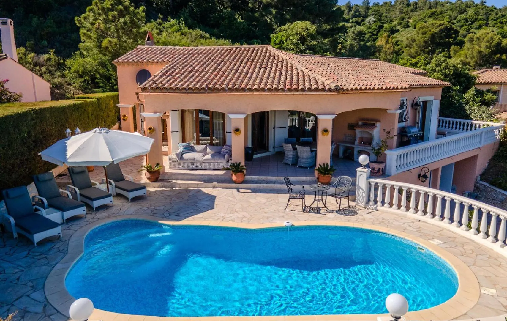 Ferienhaus Cristina Mit Pool, Meerblick, Familienfreundlich Roquebrune-sur-Argens